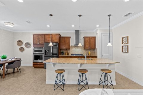 House in Lake Mary, Florida 3 bedrooms, 194.35 sq.m. № 2393586 - photo 9