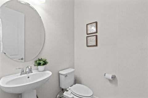 House in Lake Mary, Florida 3 bedrooms, 194.35 sq.m. № 2393586 - photo 22
