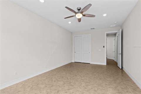 House in Lake Mary, Florida 3 bedrooms, 194.35 sq.m. № 2393586 - photo 19