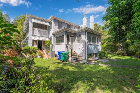 Propiedad comercial en venta en Miami, Florida, 330.17 m2 № 1968145 - foto 25