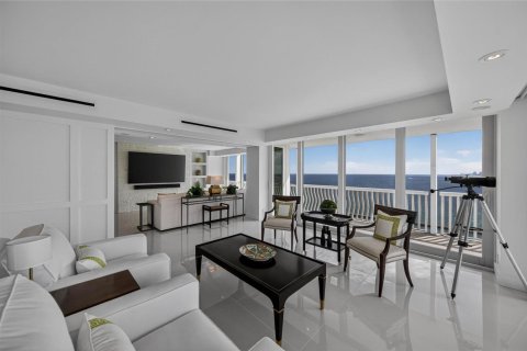 Condo in Fort Lauderdale, Florida, 5 bedrooms  № 2428159 - photo 20