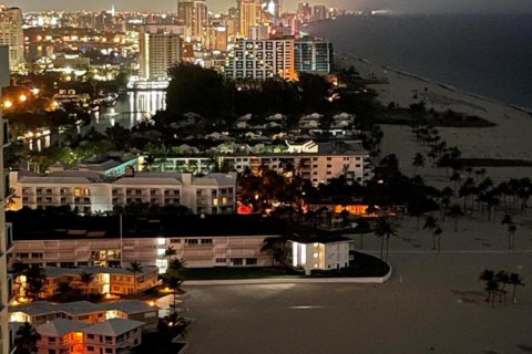 Condo in Fort Lauderdale, Florida, 5 bedrooms  № 2428159 - photo 8