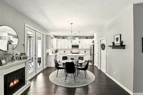House in Winter Park, Florida 4 bedrooms, 210.61 sq.m. № 1832829 - photo 8