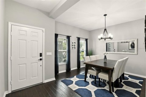 House in Winter Park, Florida 4 bedrooms, 210.61 sq.m. № 1832829 - photo 4