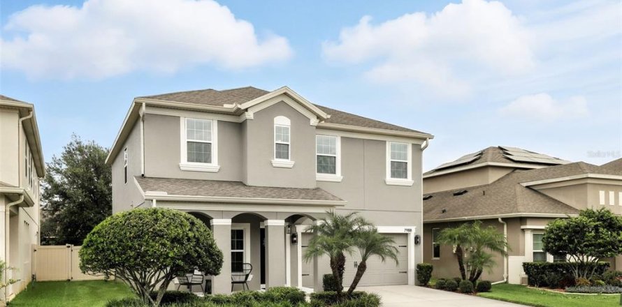 House in Winter Park, Florida 4 bedrooms, 210.61 sq.m. № 1832829