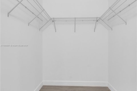 Condo in Coconut Creek, Florida, 2 bedrooms  № 1708777 - photo 15
