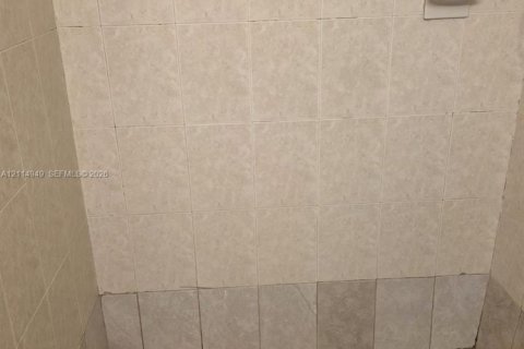 Copropriété à vendre à Hialeah, Floride: 3 chambres, 121.61 m2 № 2437701 - photo 17