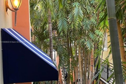 Copropriété à vendre à Miami Beach, Floride: 1 chambre, 56.02 m2 № 2013433 - photo 10