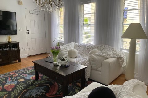 Copropriété à vendre à Miami Beach, Floride: 1 chambre, 56.02 m2 № 2013433 - photo 23
