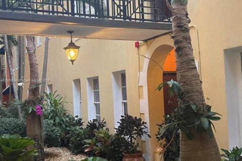 Copropriété à vendre à Miami Beach, Floride: 1 chambre, 56.02 m2 № 2013433 - photo 9