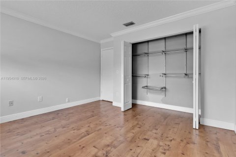 Touwnhouse à louer à Miami, Floride: 3 chambres, 175.59 m2 № 2008268 - photo 30