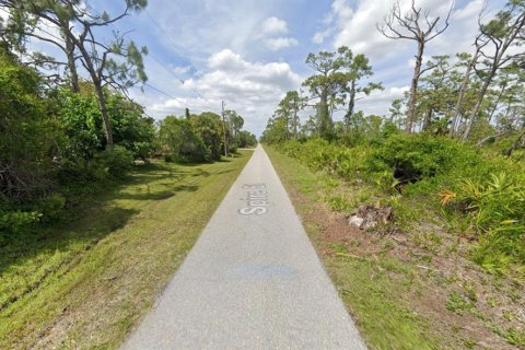 Terreno en venta en Port Charlotte, Florida № 2238820 - foto 5