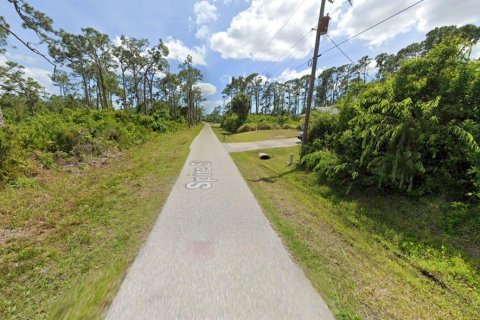 Terreno en venta en Port Charlotte, Florida № 2238820 - foto 6