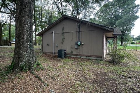 House in Ocala, Florida 3 bedrooms, 89.19 sq.m. № 2403647 - photo 23