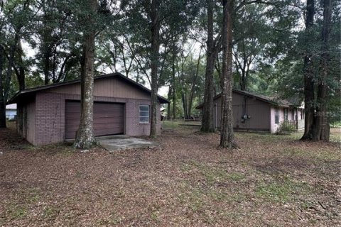 House in Ocala, Florida 3 bedrooms, 89.19 sq.m. № 2403647