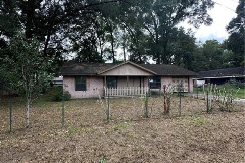 House in Ocala, Florida 3 bedrooms, 89.19 sq.m. № 2403647 - photo 20
