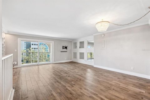 Condominio en alquiler en Saint Petersburg, Florida, 2 dormitorios, 106.84 m2 № 1875812 - foto 16