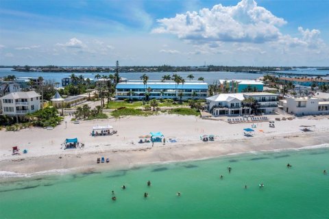Copropriété à vendre à Bradenton Beach, Floride: 2 chambres, 116.96 m2 № 1835722 - photo 1