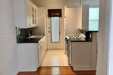 Condominio en venta en Miami Beach, Florida, 1 dormitorio, 55.74 m2 № 1781717 - foto 7