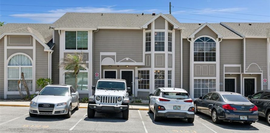 Condo in Altamonte Springs, Florida, 2 bedrooms  № 2231291