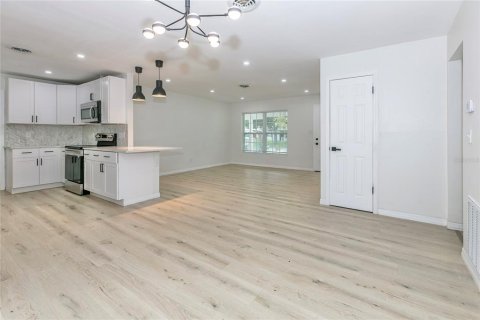 Casa en venta en Winter Park, Florida, 4 dormitorios, 170.57 m2 № 2306667 - foto 14