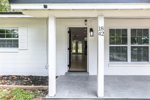 Casa en venta en Winter Park, Florida, 4 dormitorios, 170.57 m2 № 2306667 - foto 2