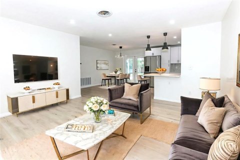Casa en venta en Winter Park, Florida, 4 dormitorios, 170.57 m2 № 2306667 - foto 7