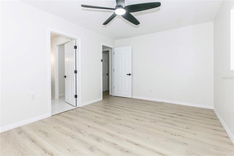 Casa en venta en Winter Park, Florida, 4 dormitorios, 170.57 m2 № 2306667 - foto 19