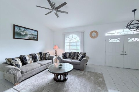 Villa ou maison à vendre à North Port, Floride: 3 chambres, 151.15 m2 № 2267429 - photo 5