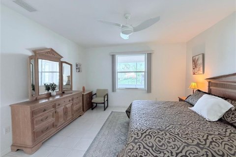 Villa ou maison à vendre à North Port, Floride: 3 chambres, 151.15 m2 № 2267429 - photo 19