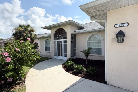 Villa ou maison à vendre à North Port, Floride: 3 chambres, 151.15 m2 № 2267429 - photo 2