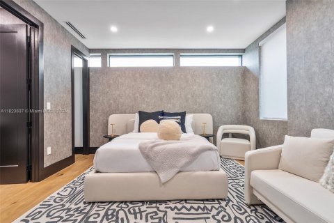 Villa ou maison à vendre à Miami, Floride: 5 chambres, 278.89 m2 № 1790148 - photo 20