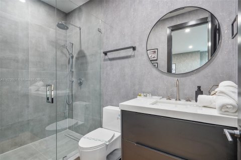 Villa ou maison à vendre à Miami, Floride: 5 chambres, 278.89 m2 № 1790148 - photo 21