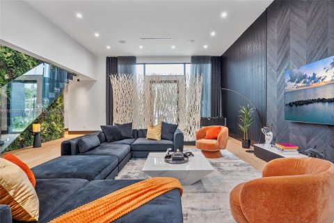 Villa ou maison à vendre à Miami, Floride: 5 chambres, 278.89 m2 № 1790148 - photo 6