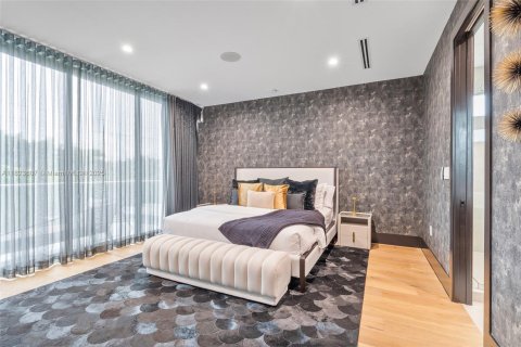 Villa ou maison à vendre à Miami, Floride: 5 chambres, 278.89 m2 № 1790148 - photo 15
