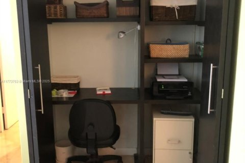 Copropriété à vendre à Miami Beach, Floride: 1 chambre, 75.25 m2 № 1940356 - photo 8