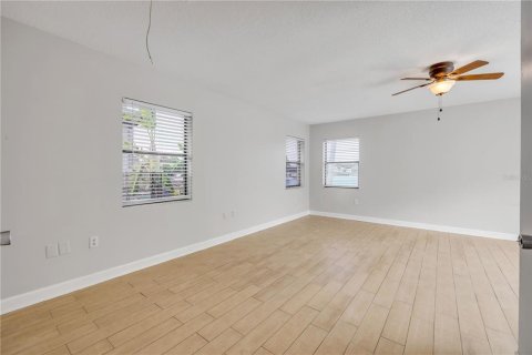 House in Palm Coast, Florida 3 bedrooms, 159.42 sq.m. № 1745148 - photo 13
