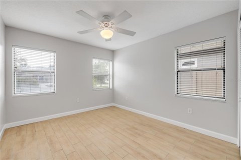 House in Palm Coast, Florida 3 bedrooms, 159.42 sq.m. № 1745148 - photo 19
