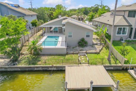 House in Palm Coast, Florida 3 bedrooms, 159.42 sq.m. № 1745148 - photo 22
