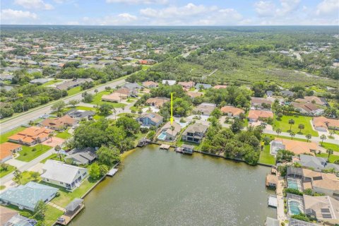 House in Palm Coast, Florida 3 bedrooms, 159.42 sq.m. № 1745148 - photo 25