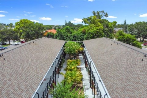 Condo in Winter Park, Florida, 2 bedrooms  № 1817525 - photo 18