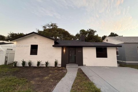 Casa en Miami, Florida 3 dormitorios, 104.33 m2 № 1996088