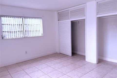 Copropriété à louer à Miami, Floride: 1 chambre, 65.03 m2 № 2387104 - photo 2