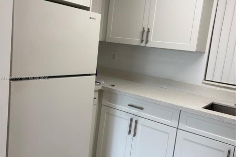 Copropriété à louer à Miami, Floride: 1 chambre, 65.03 m2 № 2387104 - photo 8