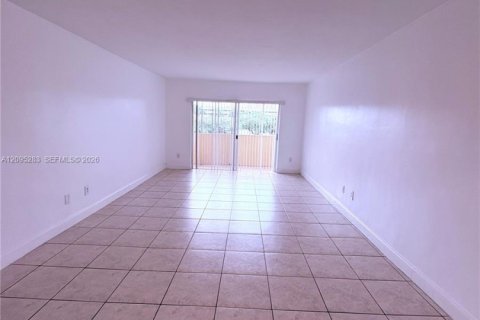Copropriété à louer à Miami, Floride: 1 chambre, 65.03 m2 № 2387104 - photo 5