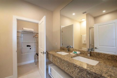 Townhouse in Kissimmee, Florida 4 bedrooms, 222.59 sq.m. № 2157147 - photo 30