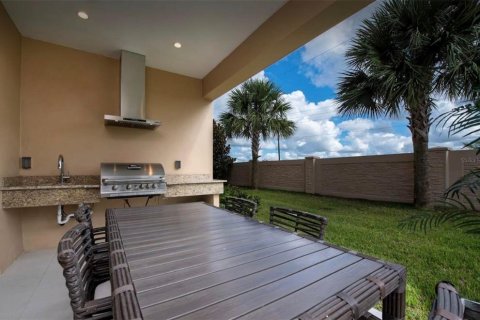 Townhouse in Kissimmee, Florida 4 bedrooms, 222.59 sq.m. № 2157147 - photo 10