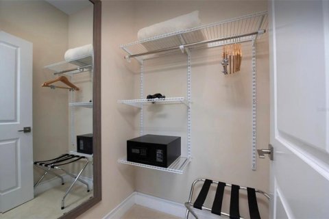 Townhouse in Kissimmee, Florida 4 bedrooms, 222.59 sq.m. № 2157147 - photo 15
