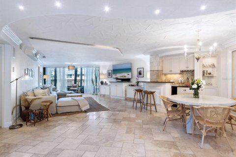 Condo in Sarasota, Florida, 3 bedrooms  № 1745086 - photo 3