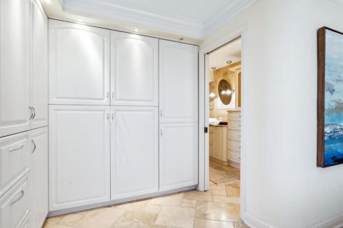 Condo in Sarasota, Florida, 3 bedrooms  № 1745086 - photo 13